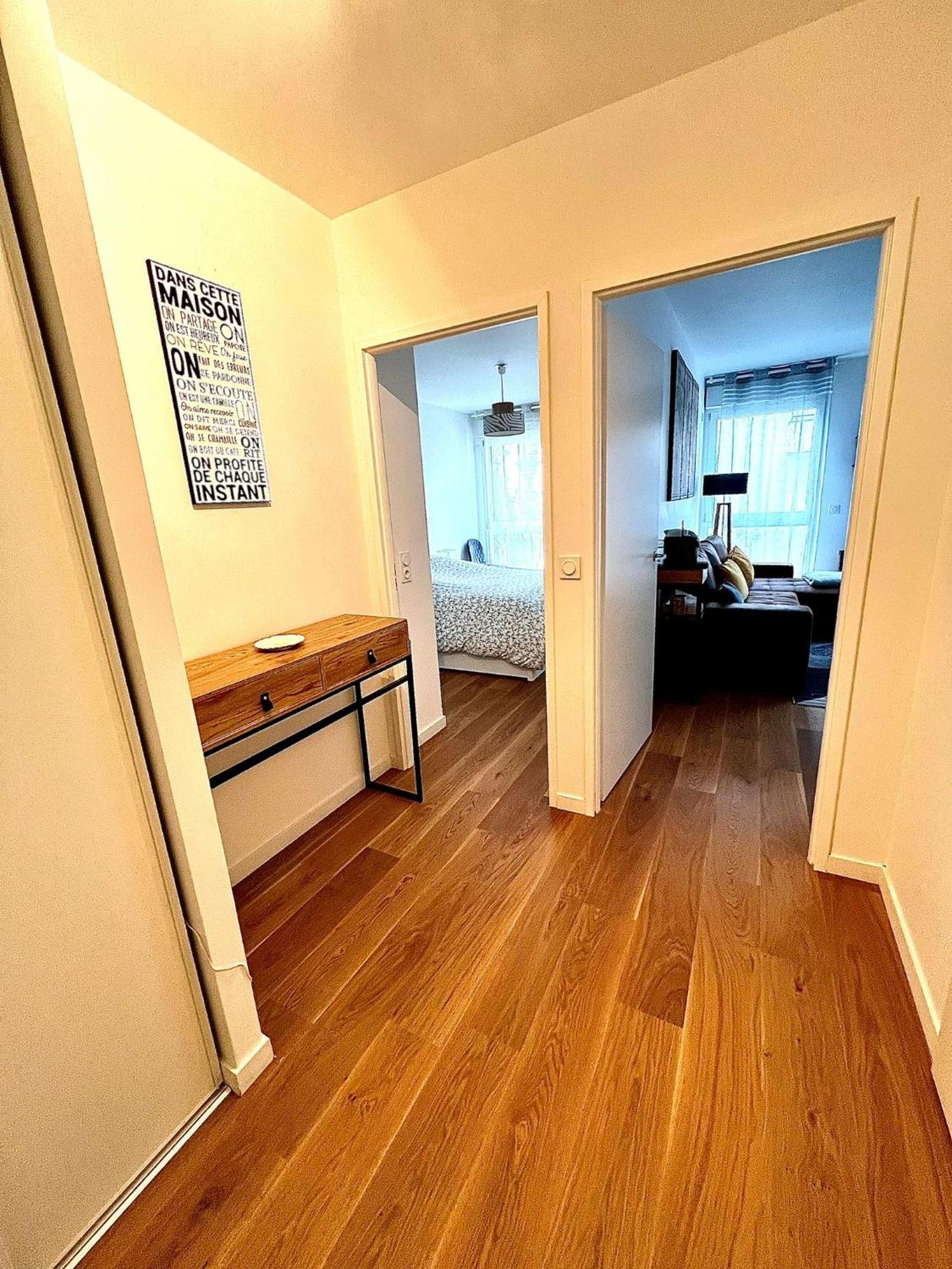 New & Serene 1-Bedroom Apart Near #Ladefenseparis #Parking&Fibre Suresnes Eksteriør billede