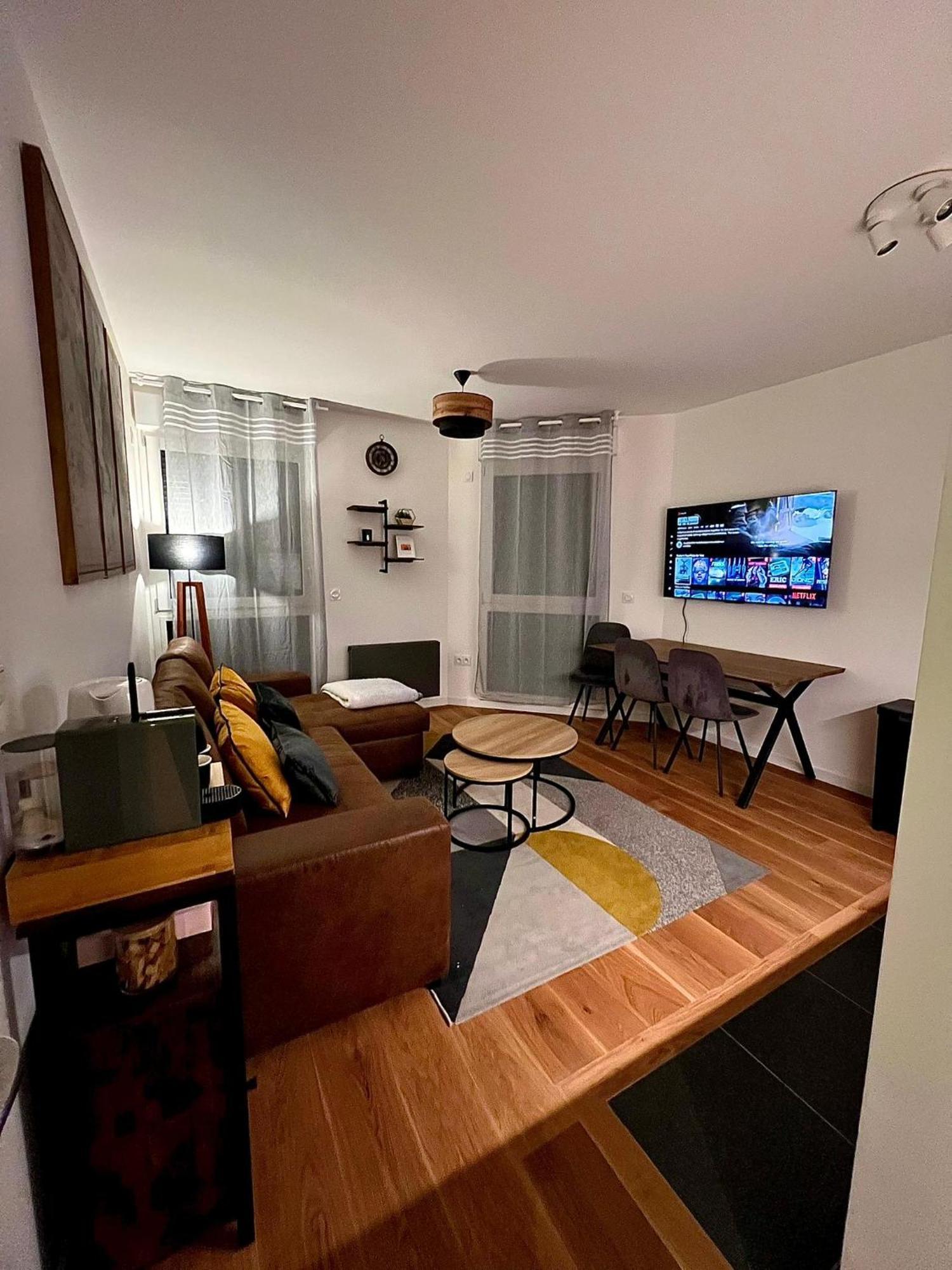 New & Serene 1-Bedroom Apart Near #Ladefenseparis #Parking&Fibre Suresnes Eksteriør billede