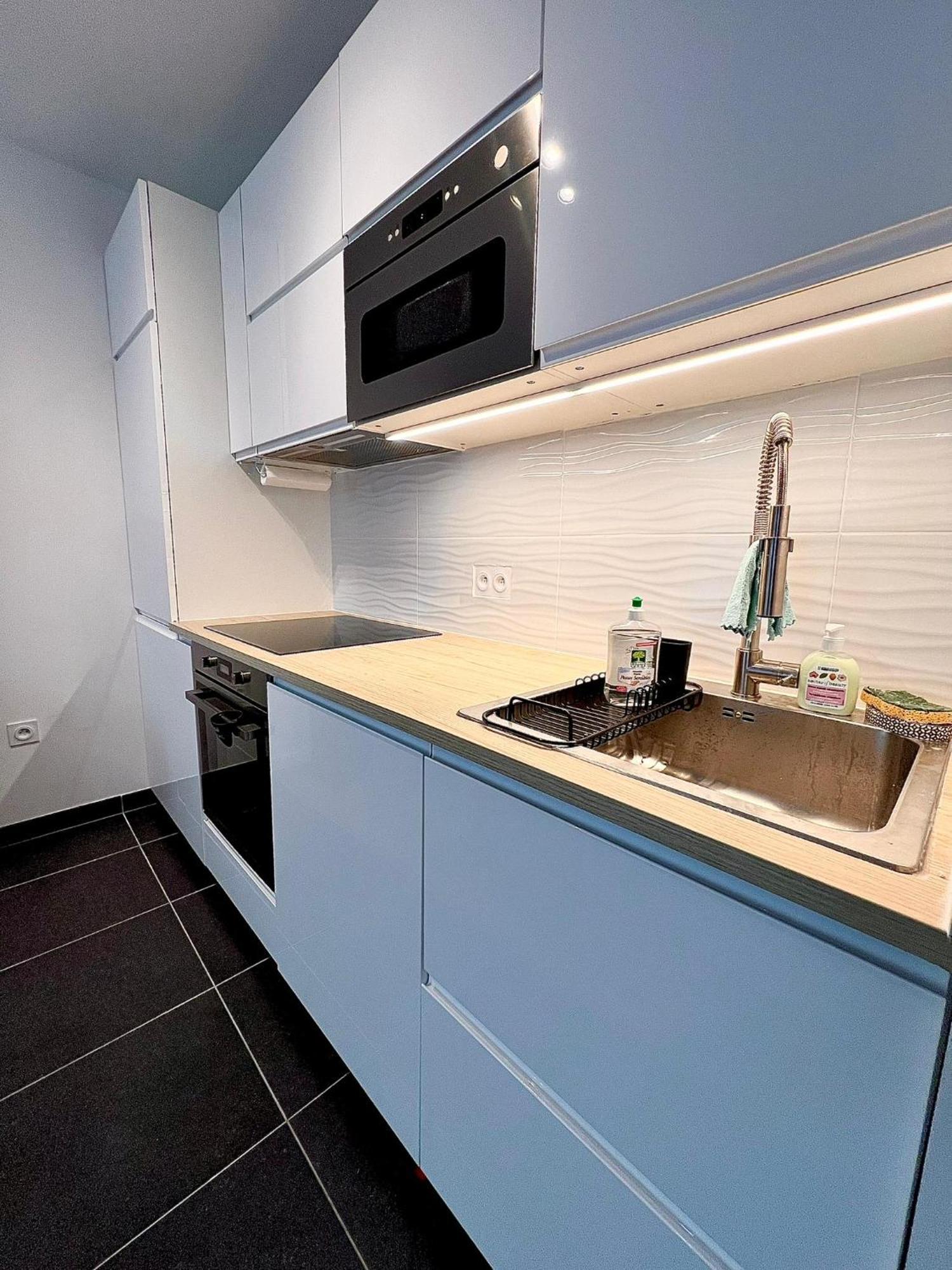 New & Serene 1-Bedroom Apart Near #Ladefenseparis #Parking&Fibre Suresnes Eksteriør billede